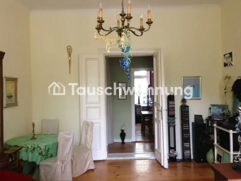 Tauschwohnung: 2-Zimmer-Altbauwohnung m. Balkon in Kreuzberg. Suche ab 3 Zi — photo 1